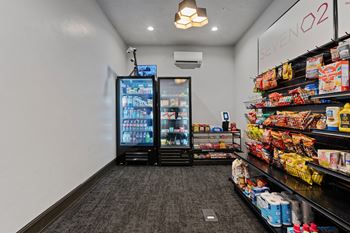 Convenience market